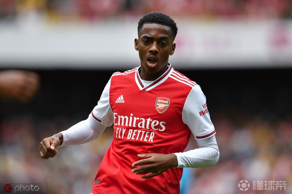 关于拜仁慕尼黑迎足总杯关键赛，赛前更衣室发声，管理层满意，控场能力受关注的信息