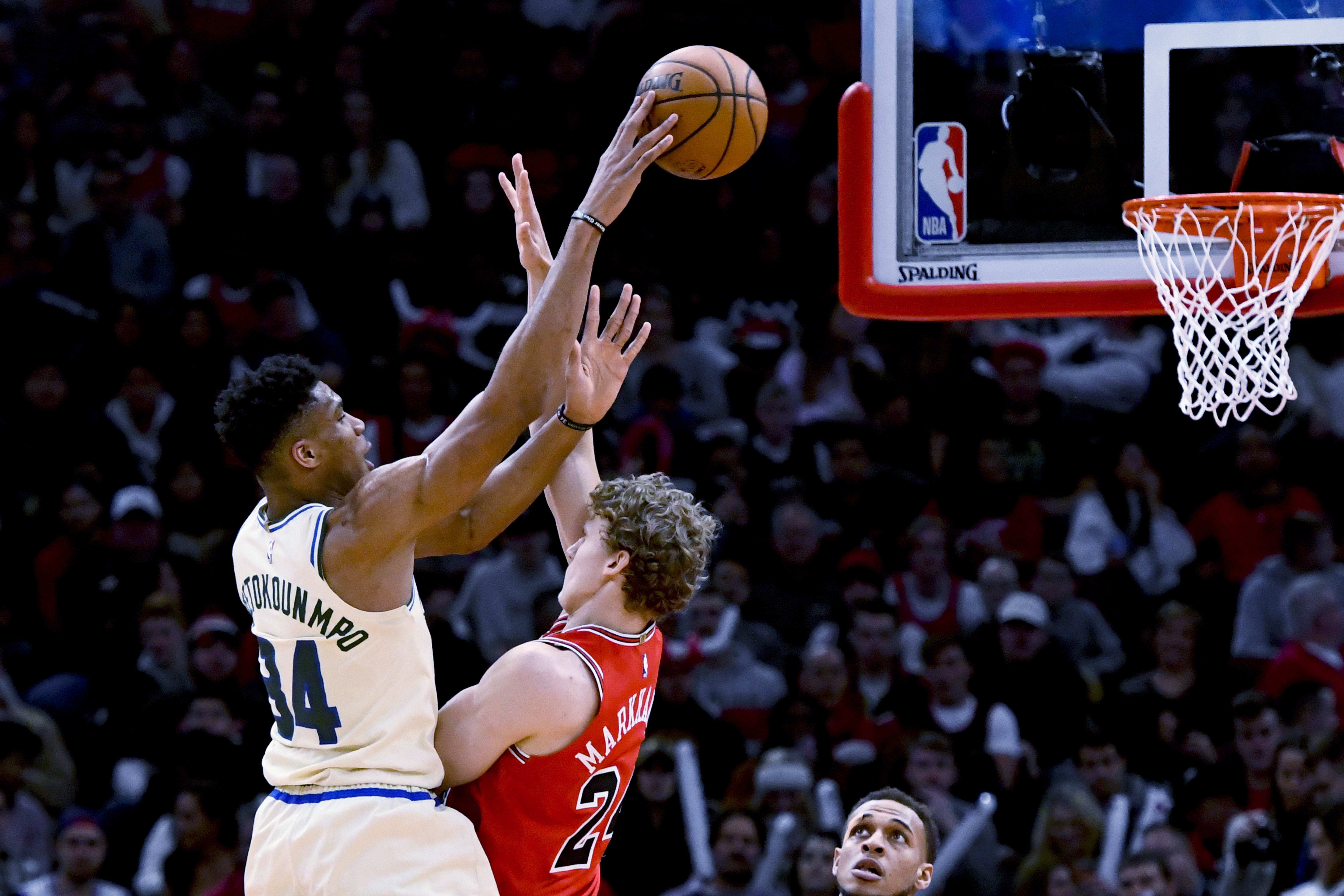 里程碑夜！阿森纳迎来里程碑，社区盾国际比赛日刷纪录，球迷炸锅，赛季目标并未改变的简单介绍