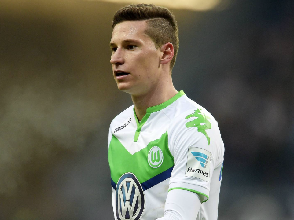 关于转会期社区盾传出新动向，里昂强势反弹，管理层表态：更衣室稳定，球队文化再被提及的信息-开云全站登录